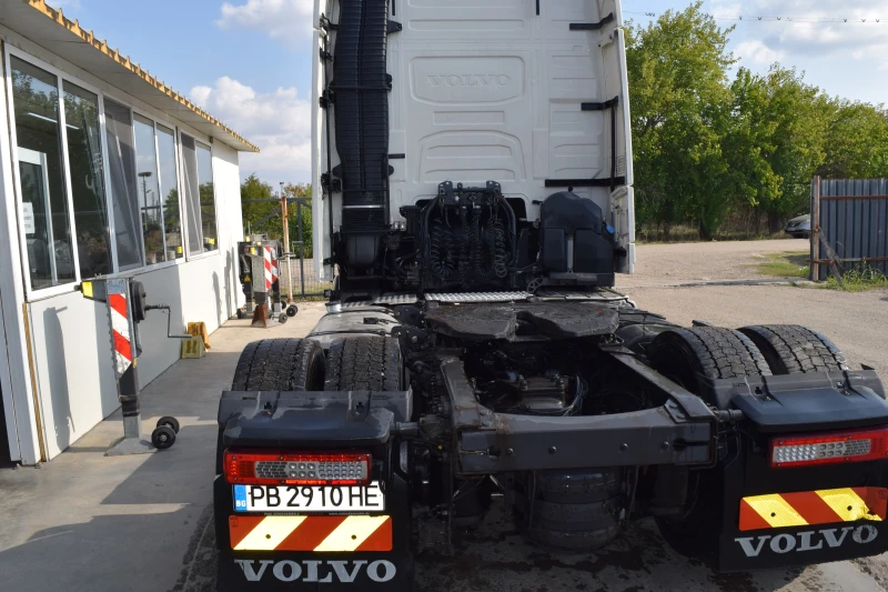 Volvo Fh, снимка 4 - Камиони - 52065849