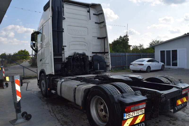 Volvo Fh, снимка 5 - Камиони - 52065849