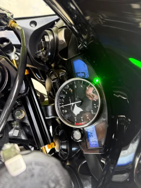 Yamaha YZF-R1, снимка 10
