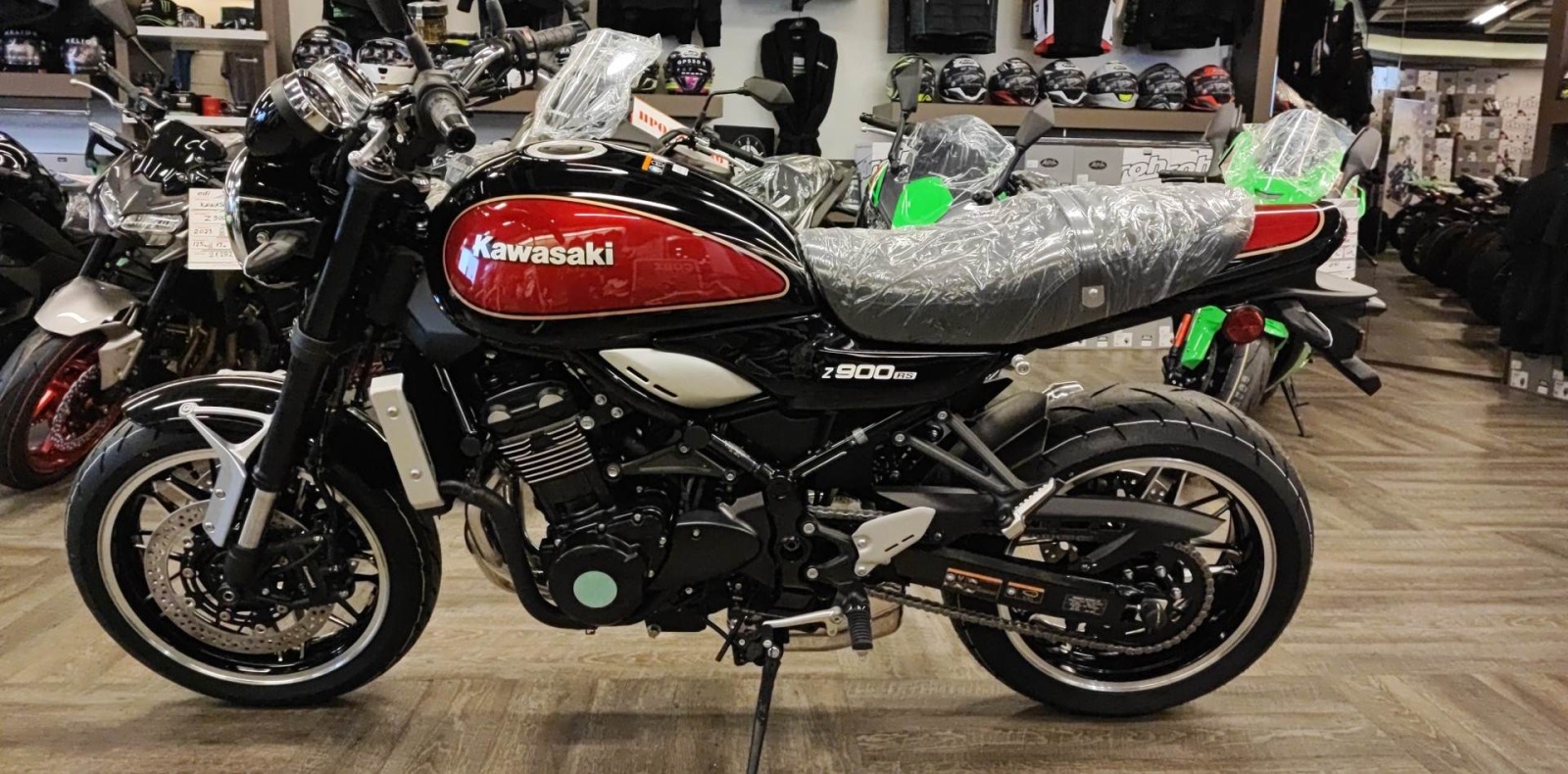 Kawasaki Z 900 RS 2023 - изображение 1