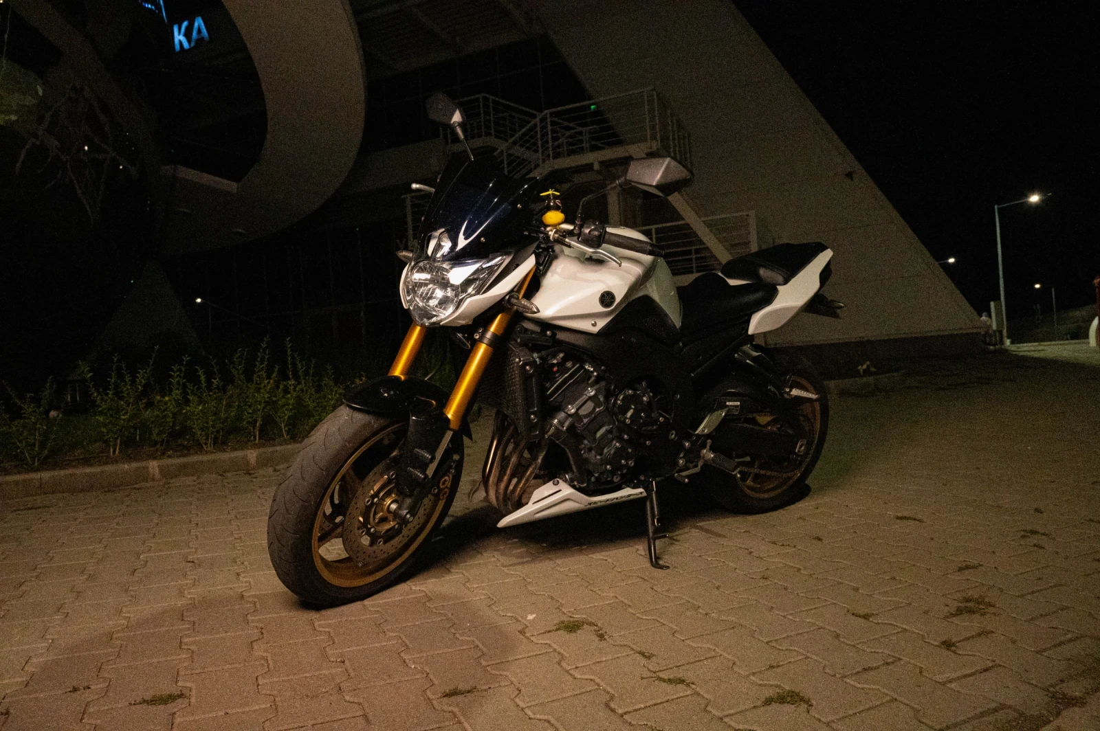 Yamaha FZ8, снимка 2 - Мотоциклети и мототехника - 53860298