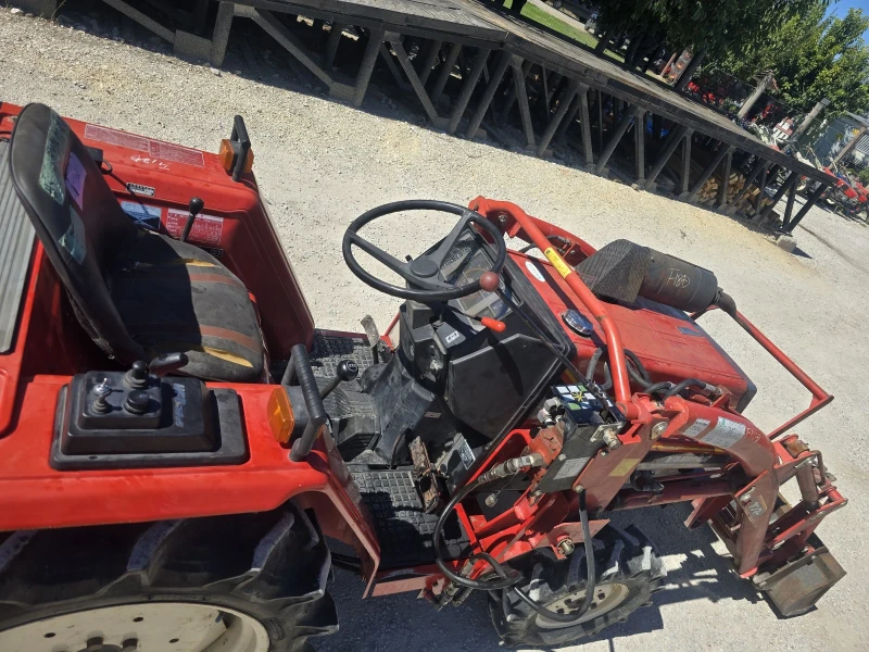 Трактор Yanmar F 18 с челен товарач !, снимка 4 - Селскостопанска техника - 51736465