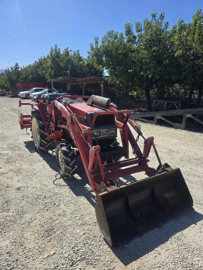 Трактор Yanmar F 18 с челен товарач !, снимка 2 - Селскостопанска техника - 51736465