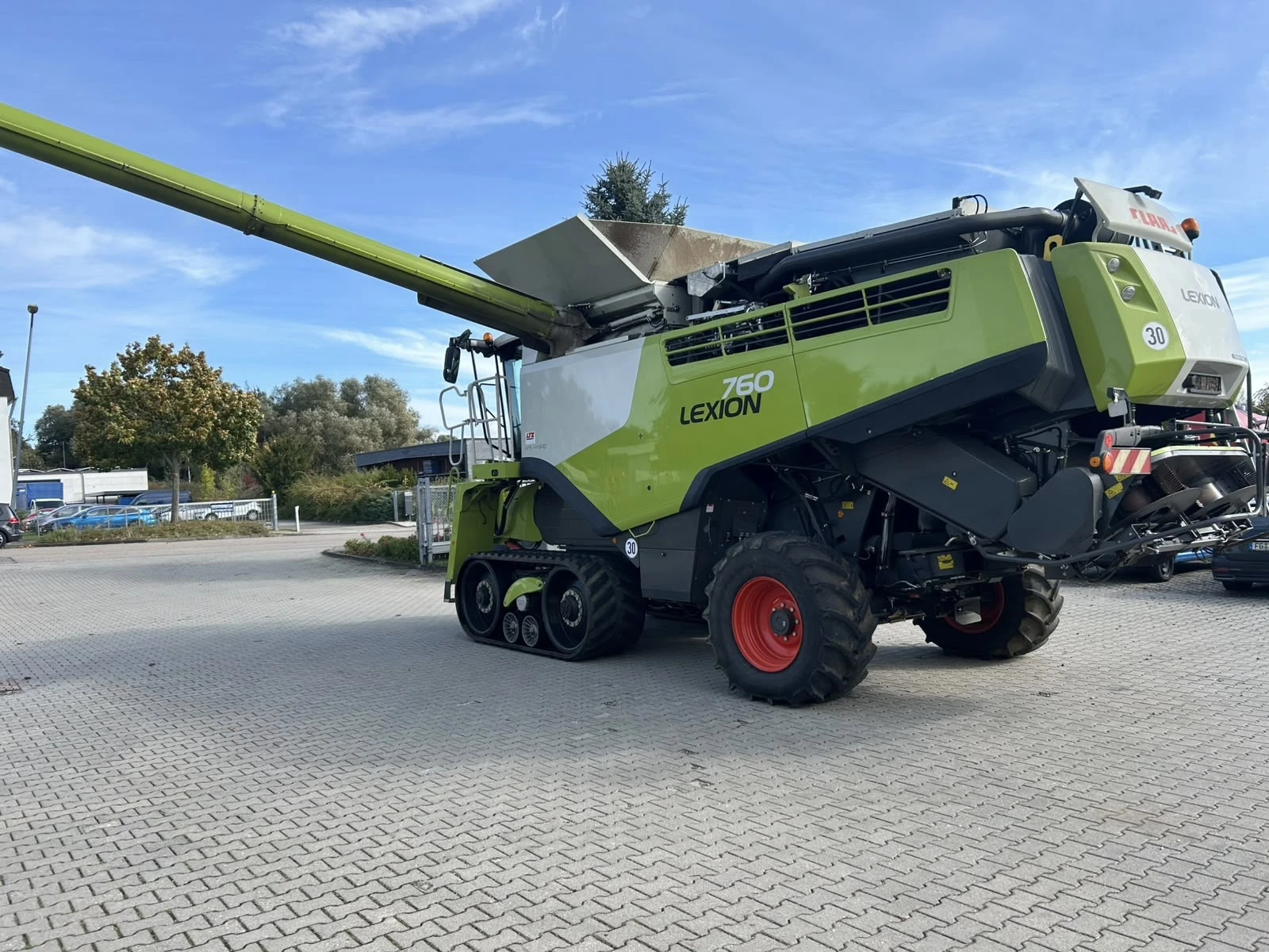 ������� Claas LEXION 760 TT + CLAAS VARIO 930 ������ | Mobile.bg � ����������� 3