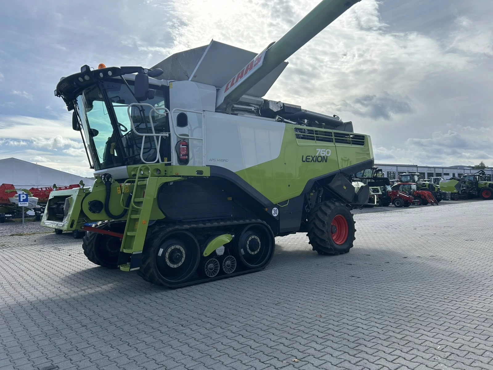 ������� Claas LEXION 760 TT + CLAAS VARIO 930 ������ | Mobile.bg � ����������� 5