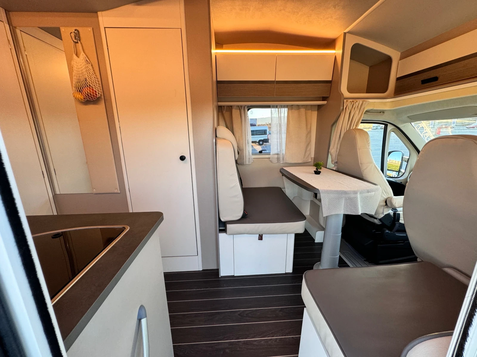 Кемпер XGO XGO/Dynamic/Fiat-Ducato/4people/140к.с./2.2Hdi/6.8 - изображение 10