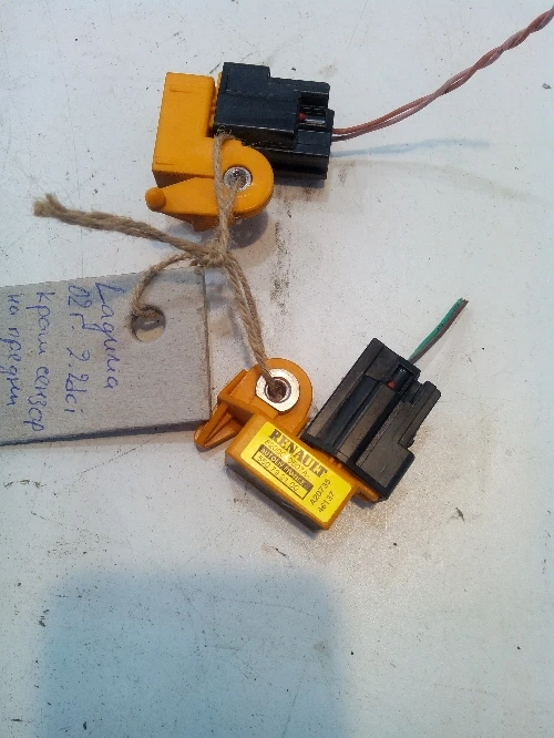 Краш сензор преден колан за Рено Лагуна 2.2DCI