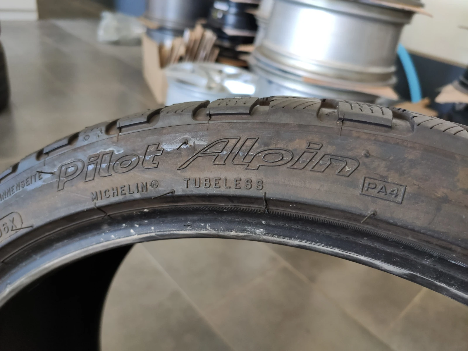  235/35R20 | Mobile.bg   12