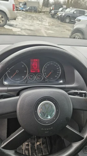 VW Touran 2.0 - 2900 € / 5671.91 лв. - 19737589 10