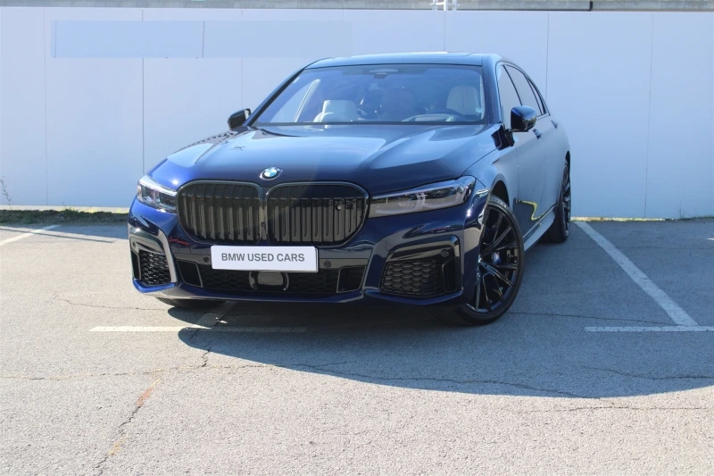 BMW 750 xDrive Sedan, снимка 1 - Автомобили и джипове - 38240579