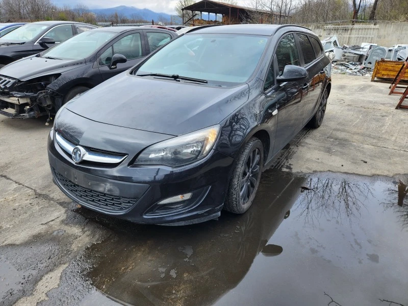 Opel Astra 1.6cdti, снимка 2 - Автомобили и джипове - 40269867