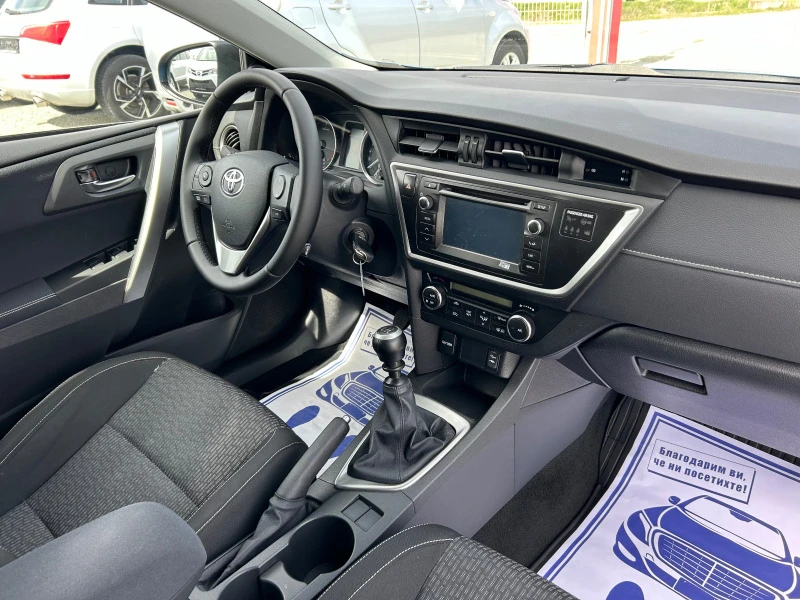 Toyota Auris (КАТО НОВА), снимка 15 - Автомобили и джипове - 44960079