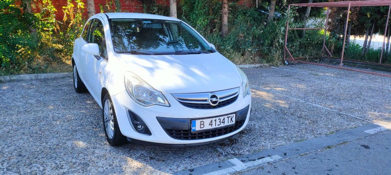 Opel Corsa LPG, снимка 1 - Автомобили и джипове - 46417904