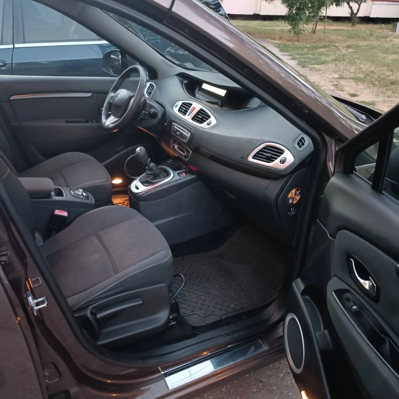 Renault Scenic xmod, снимка 2 - Автомобили и джипове - 47358964