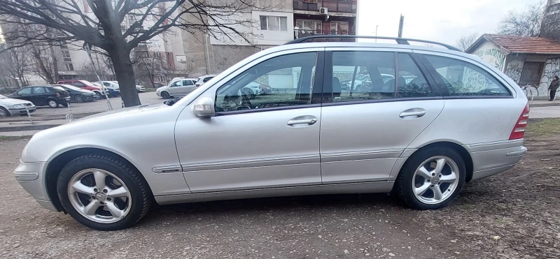 Mercedes-Benz C 320 4Matic, снимка 2 - Автомобили и джипове - 48885580