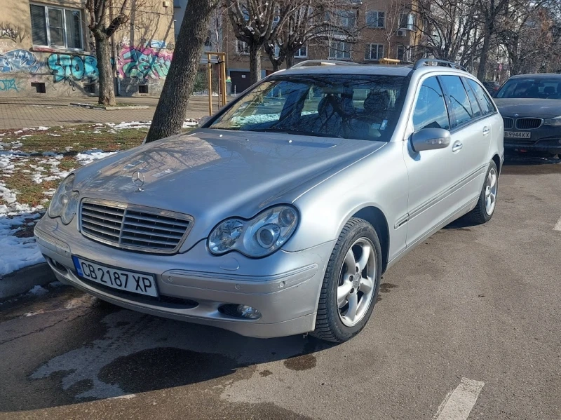 Mercedes-Benz C 320 4Matic, снимка 1 - Автомобили и джипове - 48885580