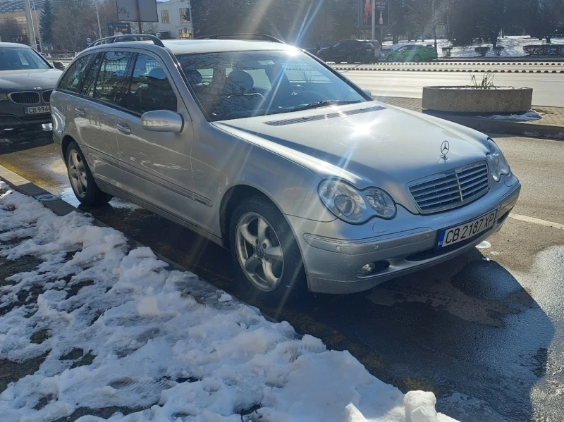 Mercedes-Benz C 320 4Matic, снимка 2 - Автомобили и джипове - 48885580