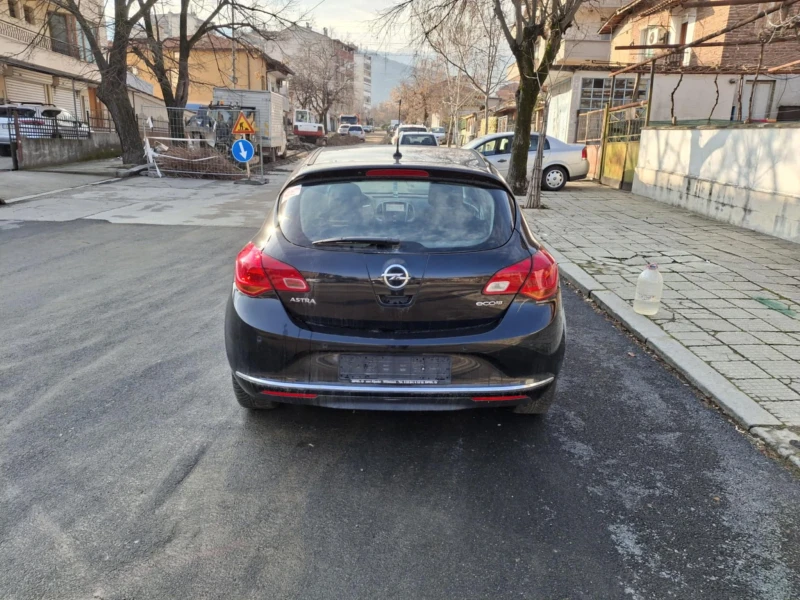 Opel Astra, снимка 8 - Автомобили и джипове - 49413401