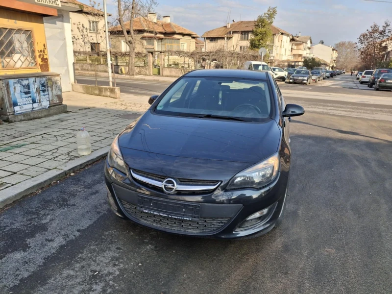 Opel Astra, снимка 3 - Автомобили и джипове - 49413401