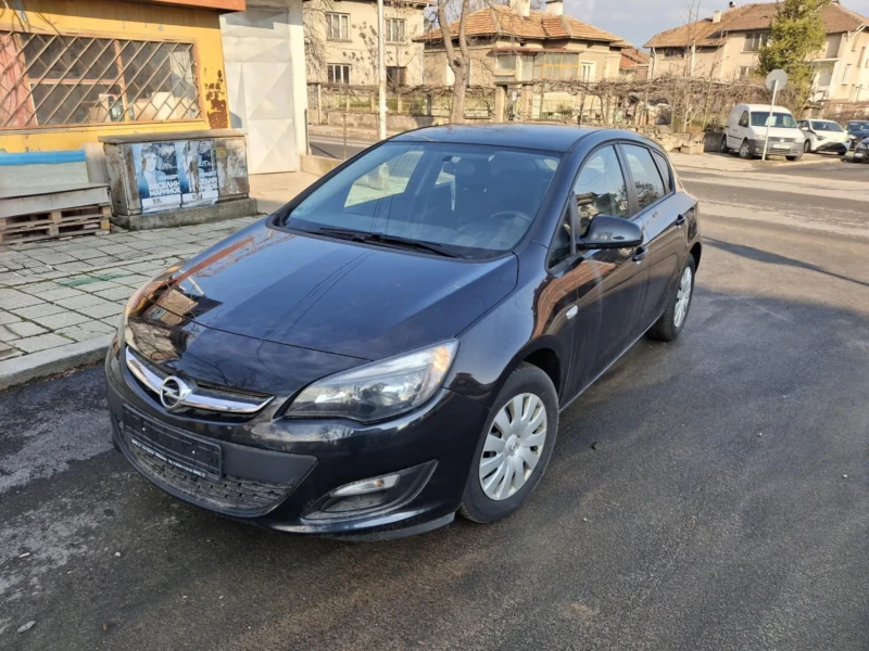 Opel Astra, снимка 1 - Автомобили и джипове - 49413401