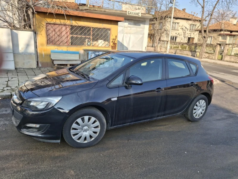 Opel Astra, снимка 15 - Автомобили и джипове - 49413401