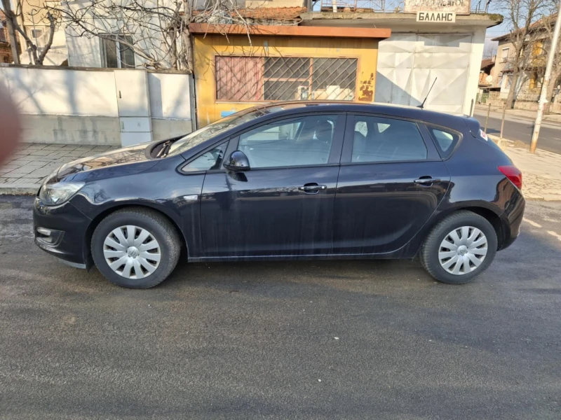 Opel Astra, снимка 16 - Автомобили и джипове - 49413401