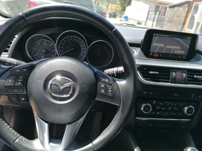 Mazda 6 2.2d facelift, снимка 11 - Автомобили и джипове - 51117919
