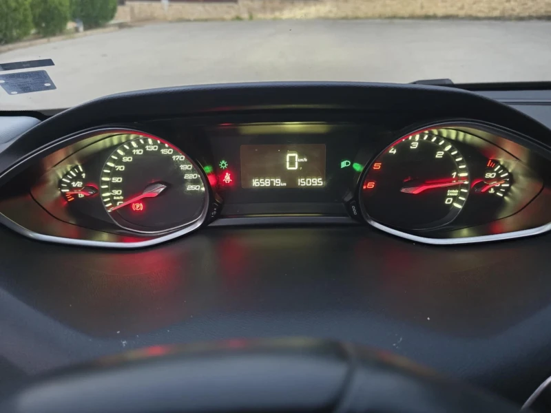 Peugeot 308 1.6HDI, снимка 6 - Автомобили и джипове - 52589407