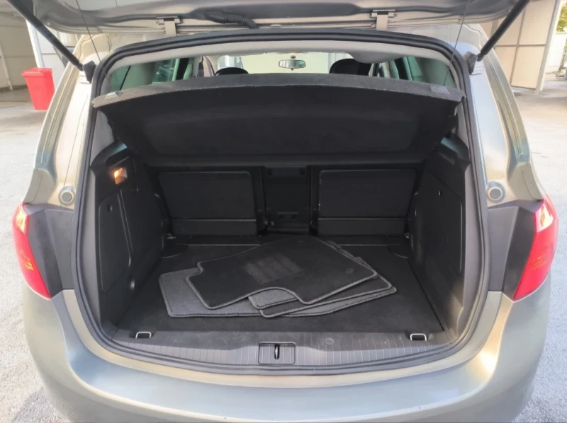 Opel Meriva 1.4 i, снимка 13 - Автомобили и джипове - 52628451