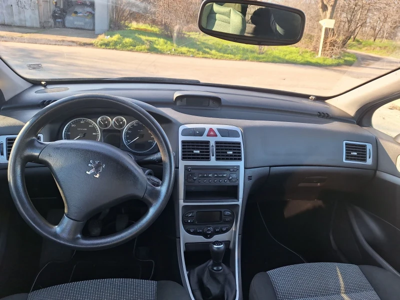 Peugeot 307 1.6 Hdi, снимка 13 - Автомобили и джипове - 52919352