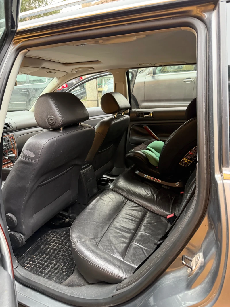 VW Passat 1.8T 4Motion, снимка 8 - Автомобили и джипове - 53223321