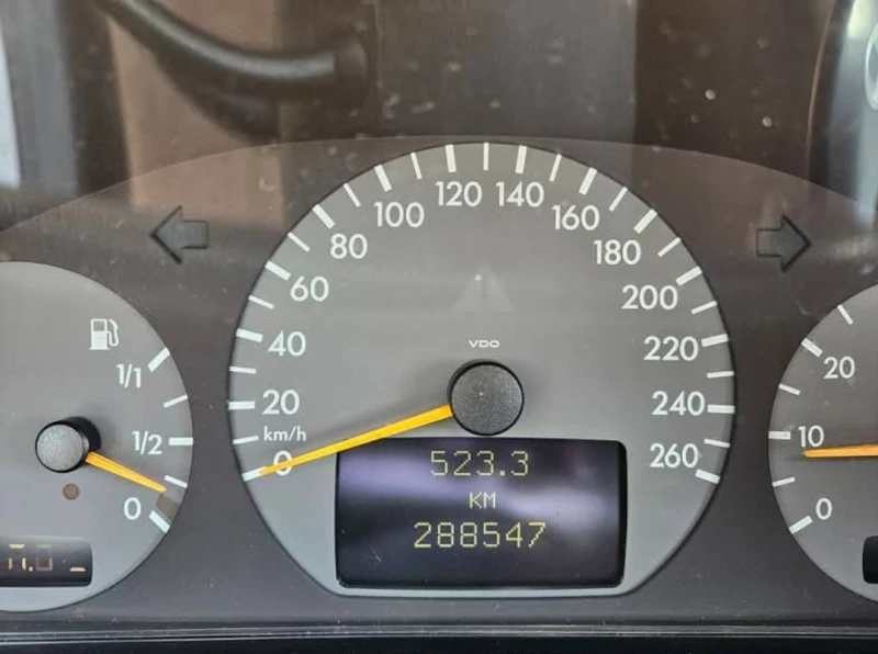 Mercedes-Benz CLK 2.3 Compressor FaceLift, снимка 13 - Автомобили и джипове - 53362720