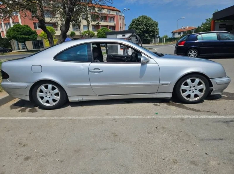 Mercedes-Benz CLK 2.3 Compressor FaceLift, снимка 11 - Автомобили и джипове - 53362720