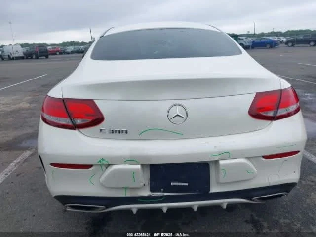 Mercedes-Benz C 300  - изображение 10