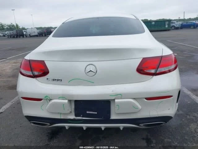 Mercedes-Benz C 300  - изображение 6