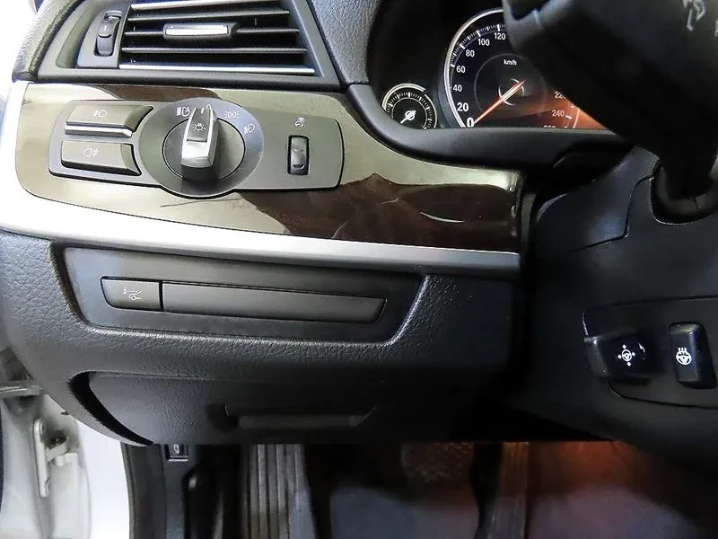 BMW 528 xDrive - ���� 30% ����� | Mobile.bg � ����������� 14