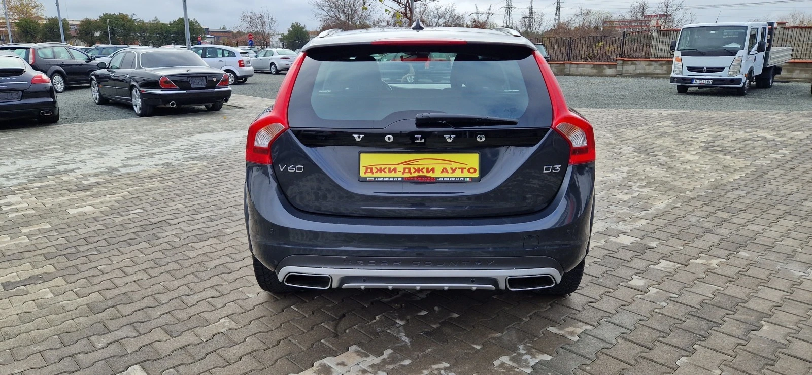 Volvo V60 Cross Country 2.0 D3 150k.c - изображение 5