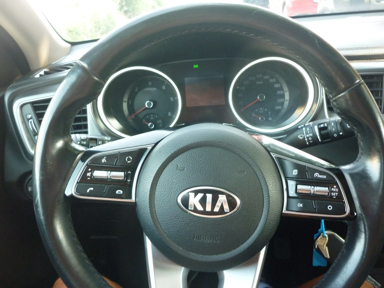 Kia Ceed SW 1, 6 CRDI | Mobile.bg   14