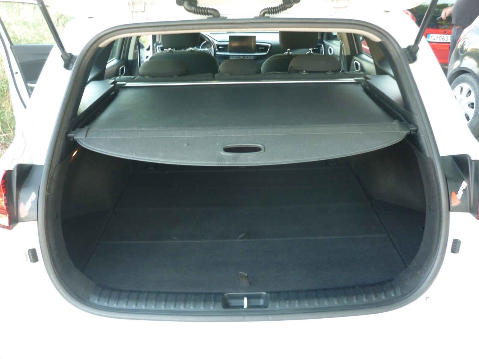 Kia Ceed SW 1, 6 CRDI | Mobile.bg   11