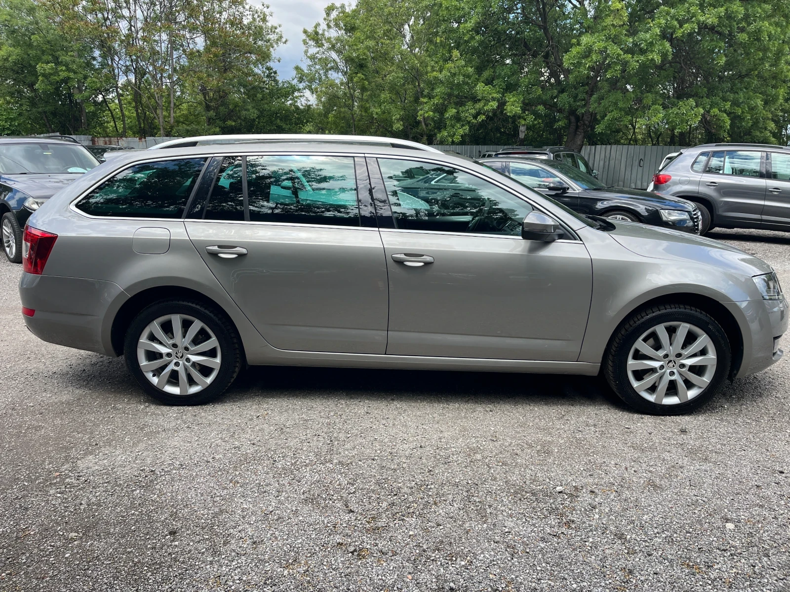 Skoda Octavia 1.8 TSI 4X4 DSG ELEGANCE - изображение 4