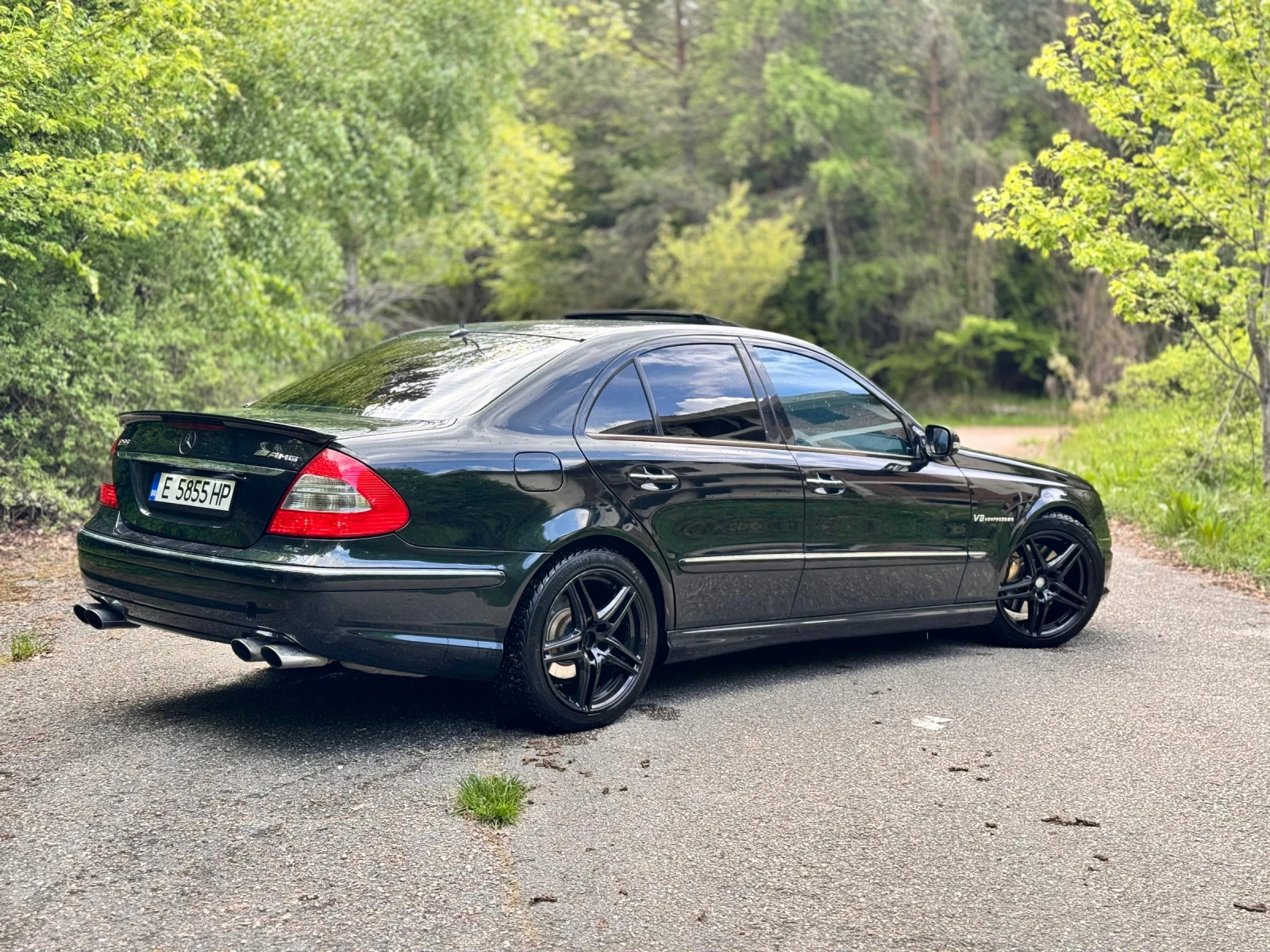 Mercedes-Benz E 500 AMG - изображение 4