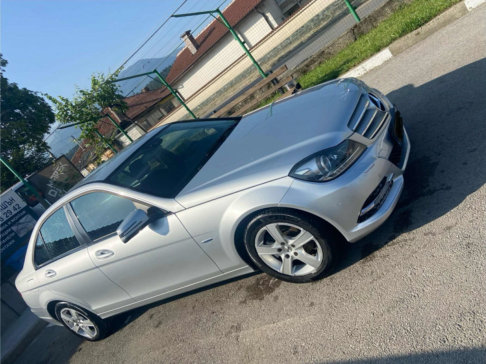 Mercedes-Benz C 200 6 скорости - изображение 2