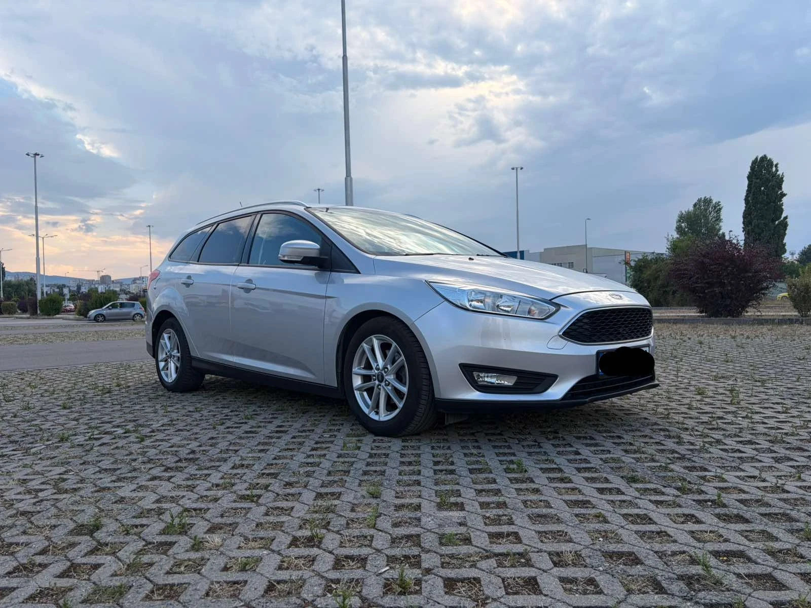 Ford Focus Комби, снимка 3 - Автомобили и джипове - 55598758
