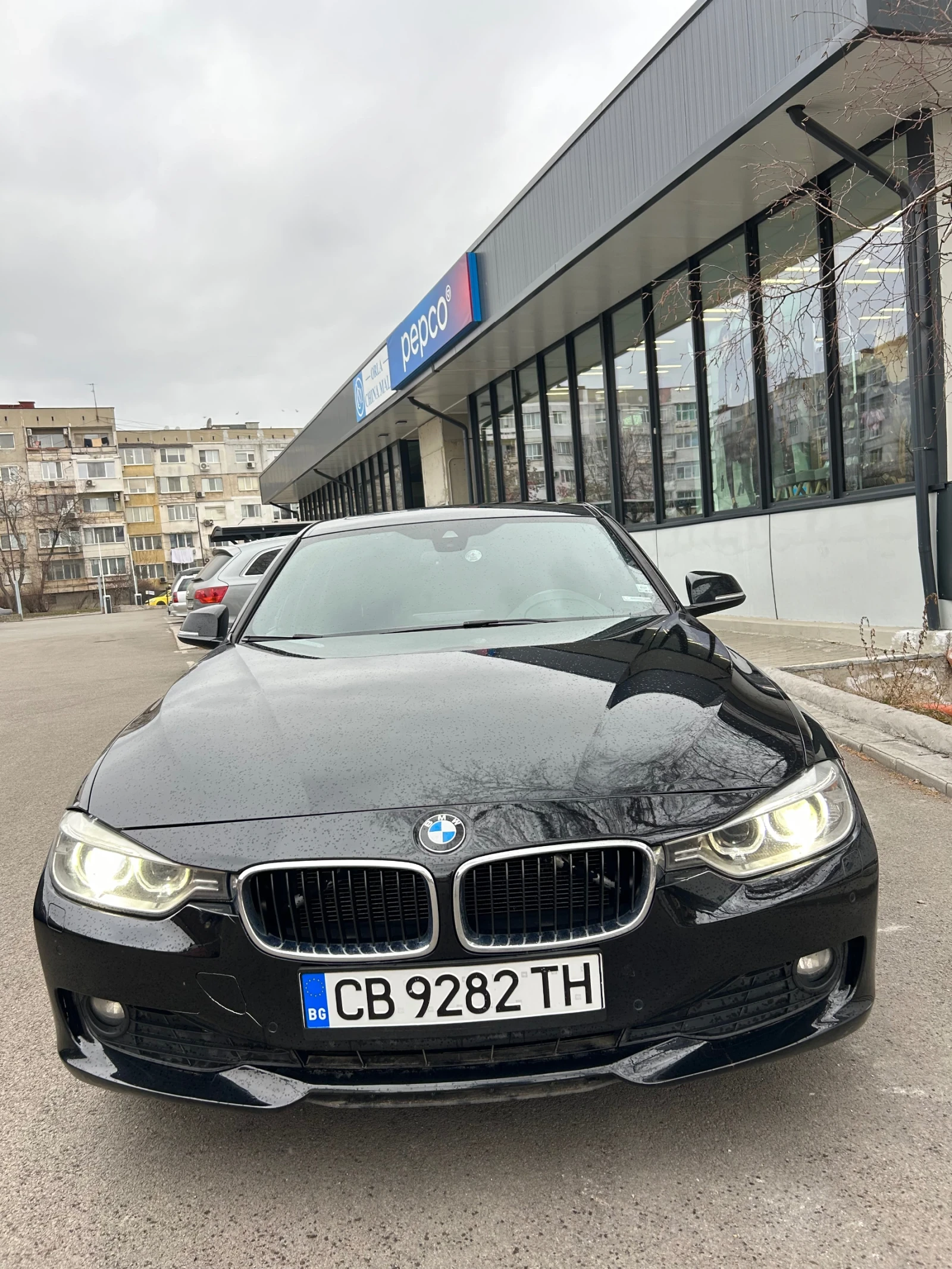 BMW 320  - изображение 2