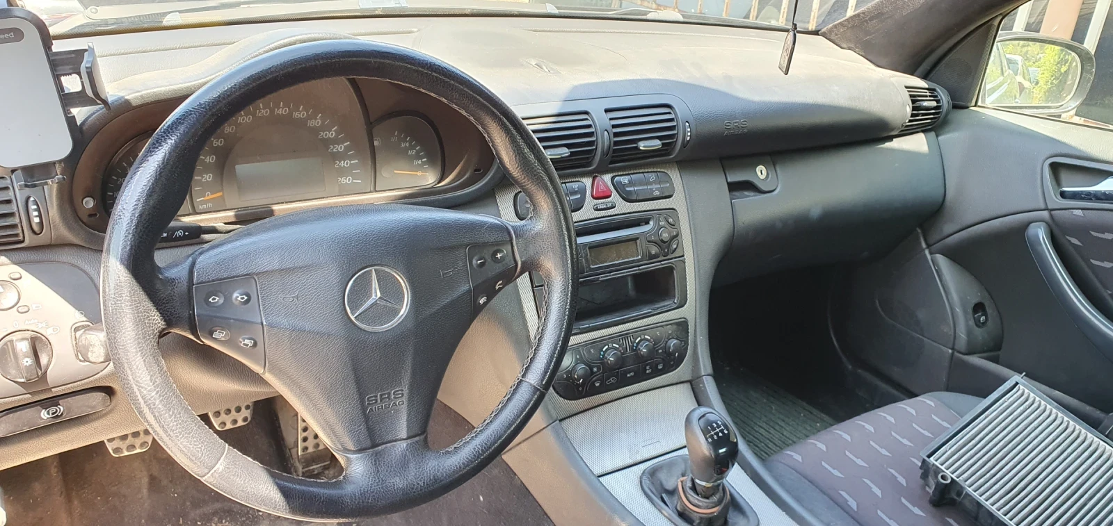 Mercedes-Benz 220  - изображение 3