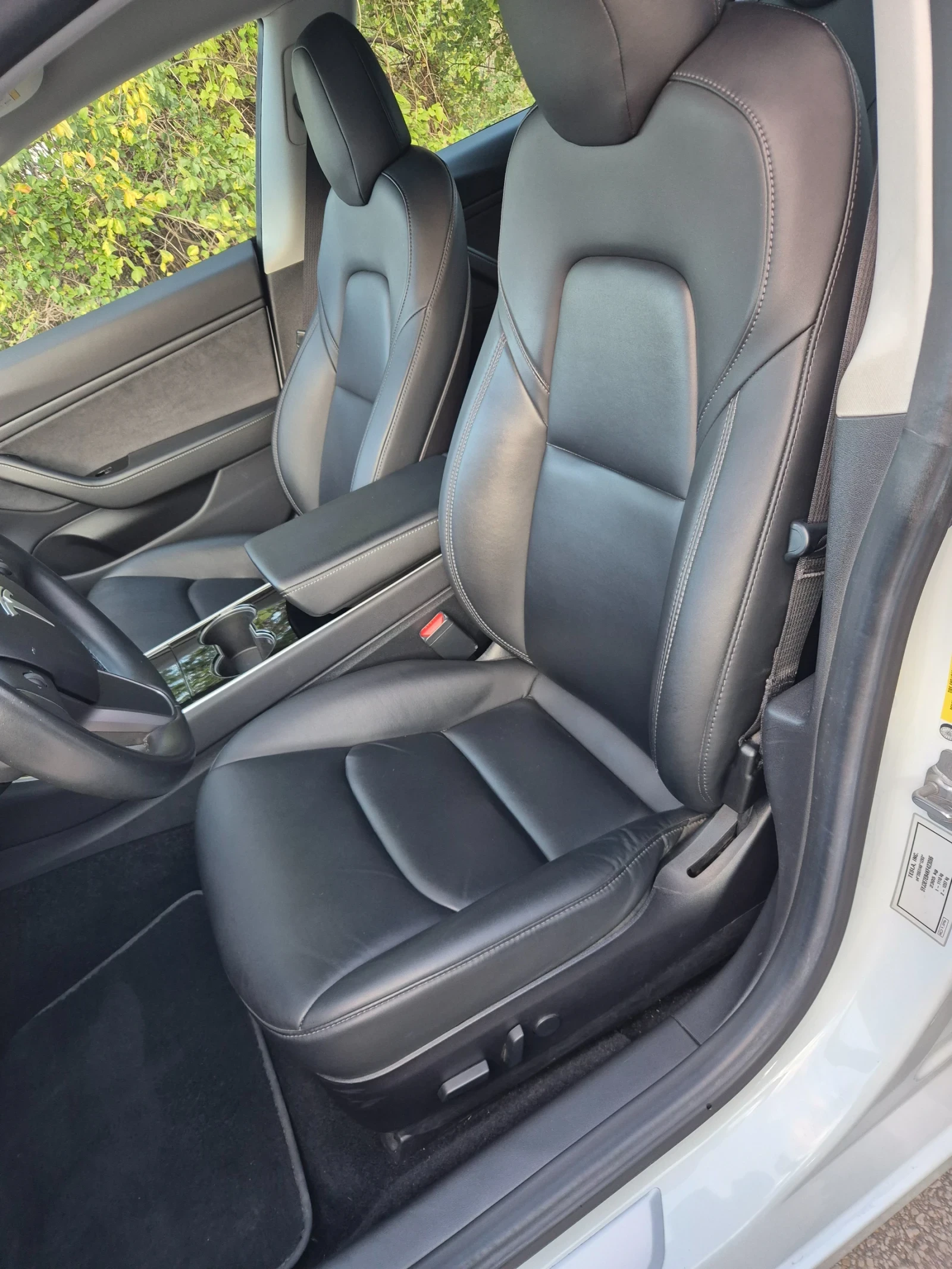 Tesla Model 3 Performance  | Mobile.bg � ����������� 11