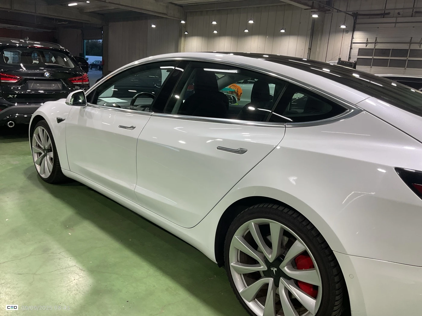 Tesla Model 3 Performance  | Mobile.bg � ����������� 8