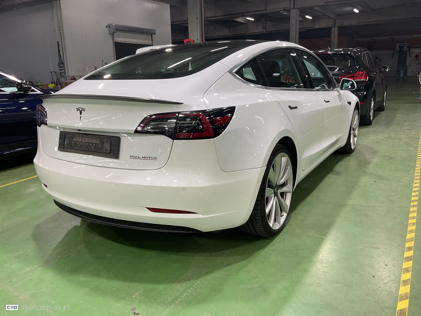 Tesla Model 3 Performance  | Mobile.bg � ����������� 3