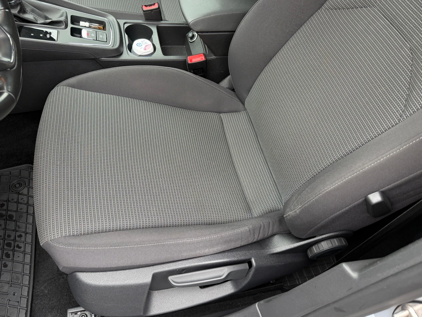 Seat Leon Автомат дистоник линия асистент .  - изображение 10