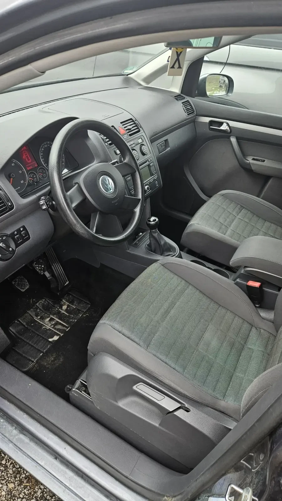 VW Touran 2.0 - изображение 8